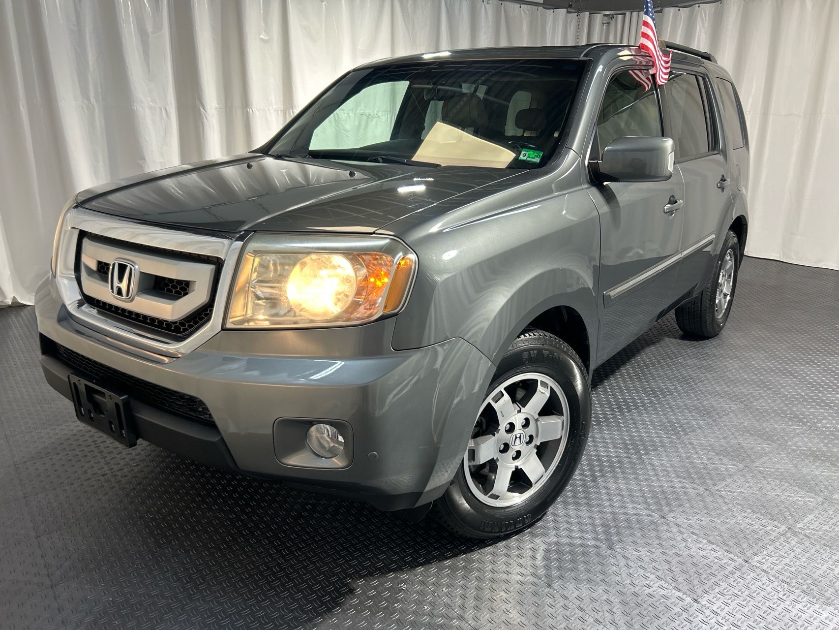 2009 Honda Pilot Touring's photo