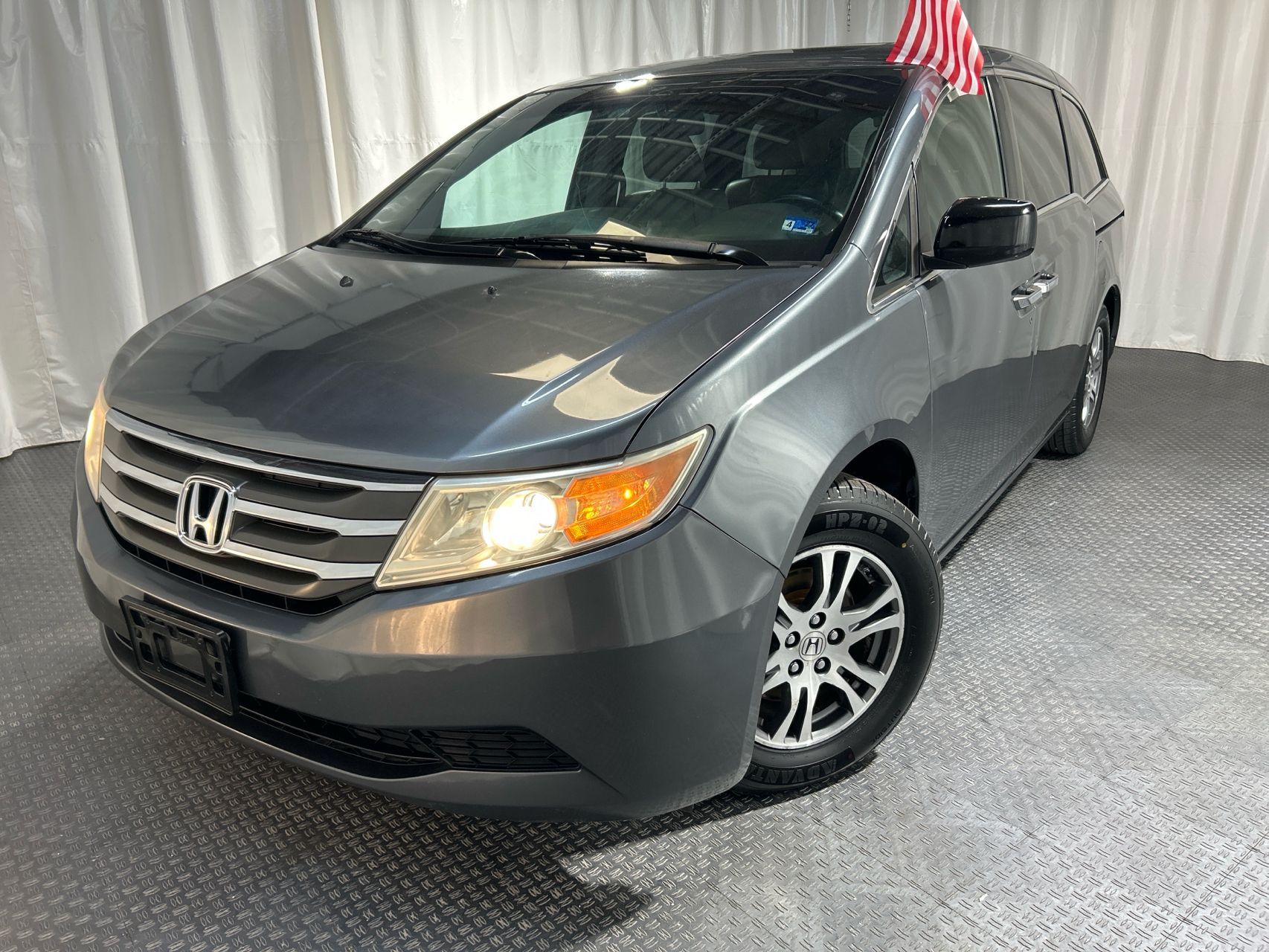 2011 Honda Odyssey EX-L w/DVD Rear Entertainment System's photo