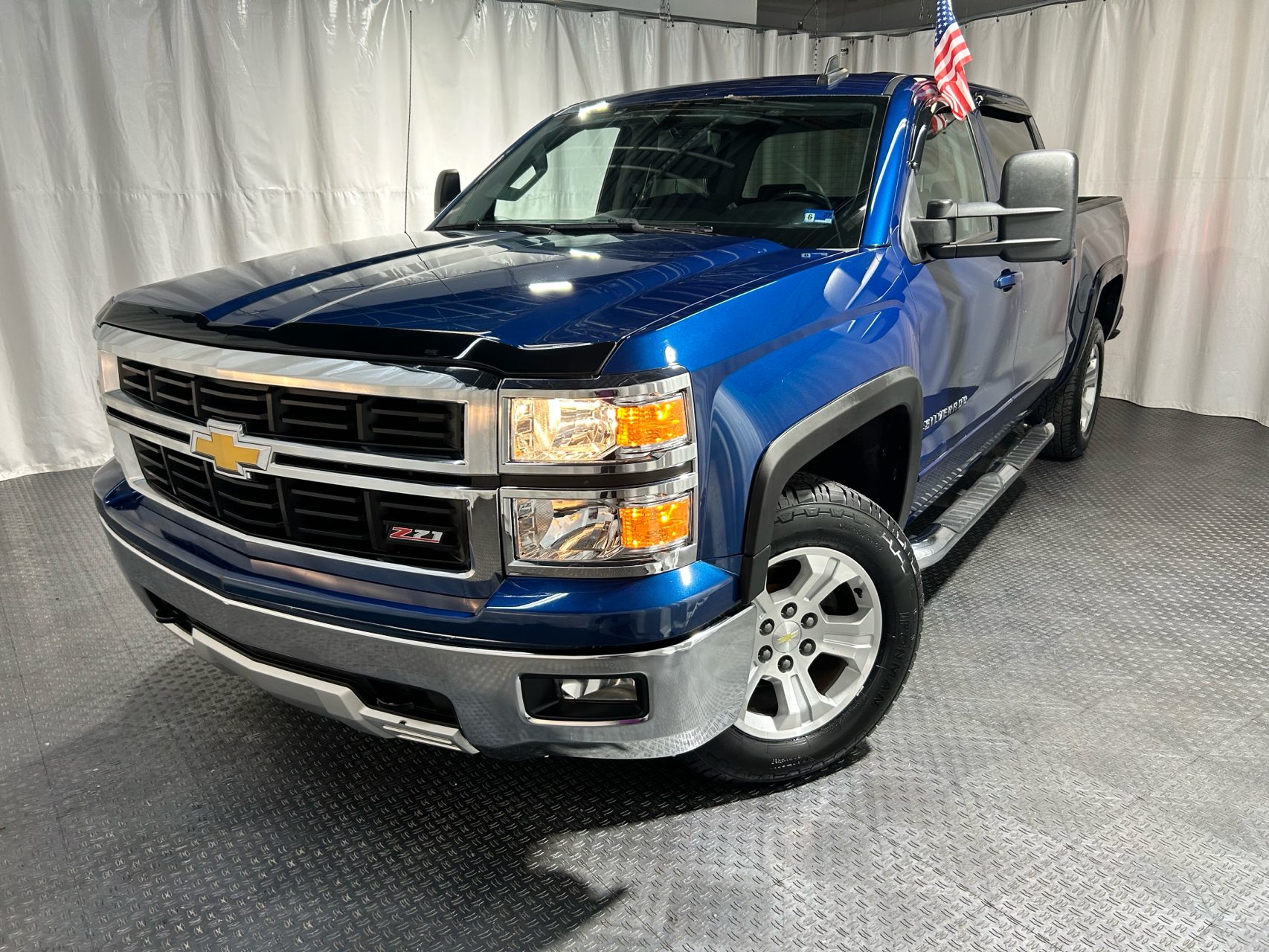 2015 Chevrolet Silverado 1500 LT 4X4 Crew Cab Short Box's photo