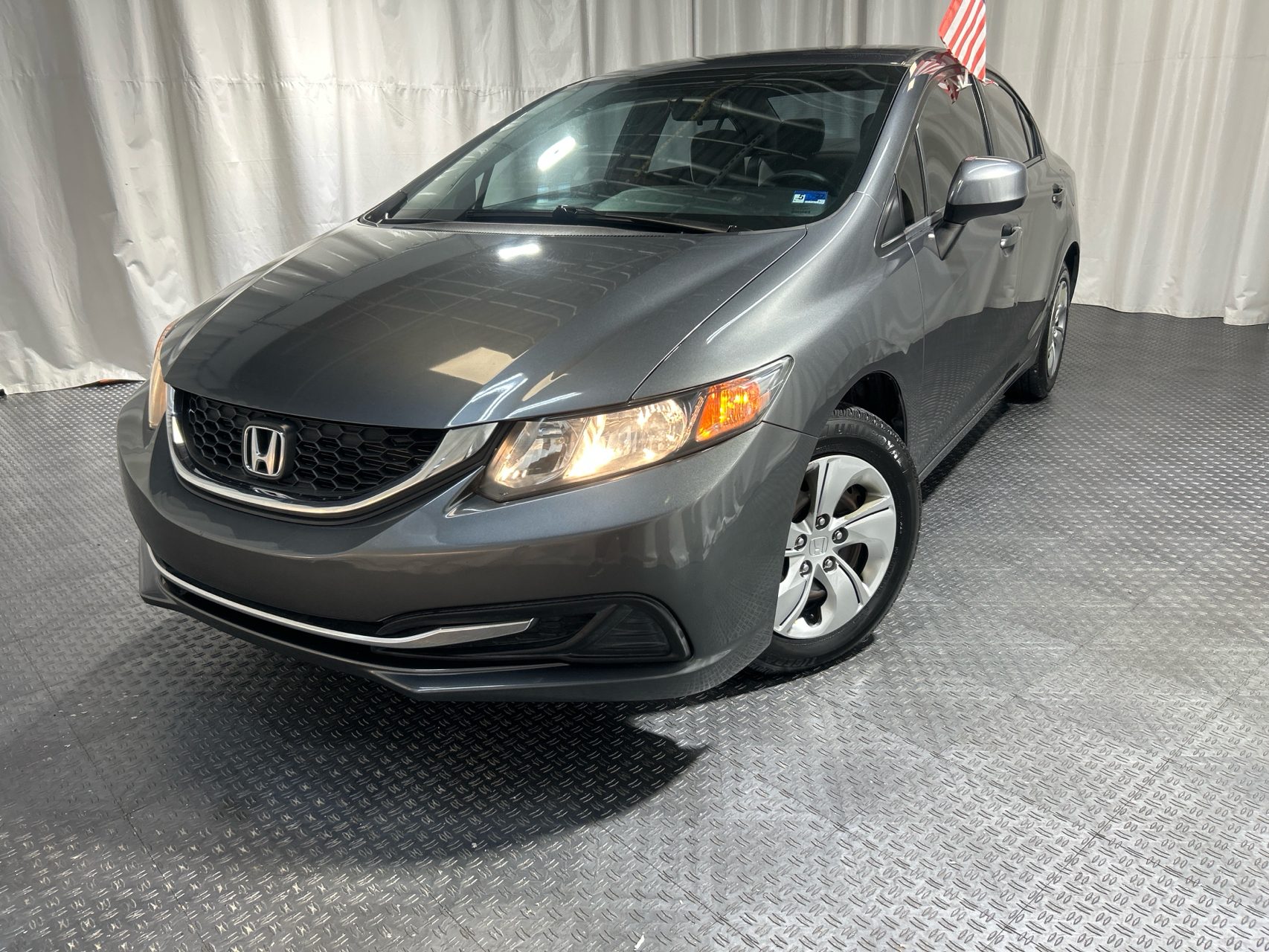 2013 Honda Civic LX Auto's photo