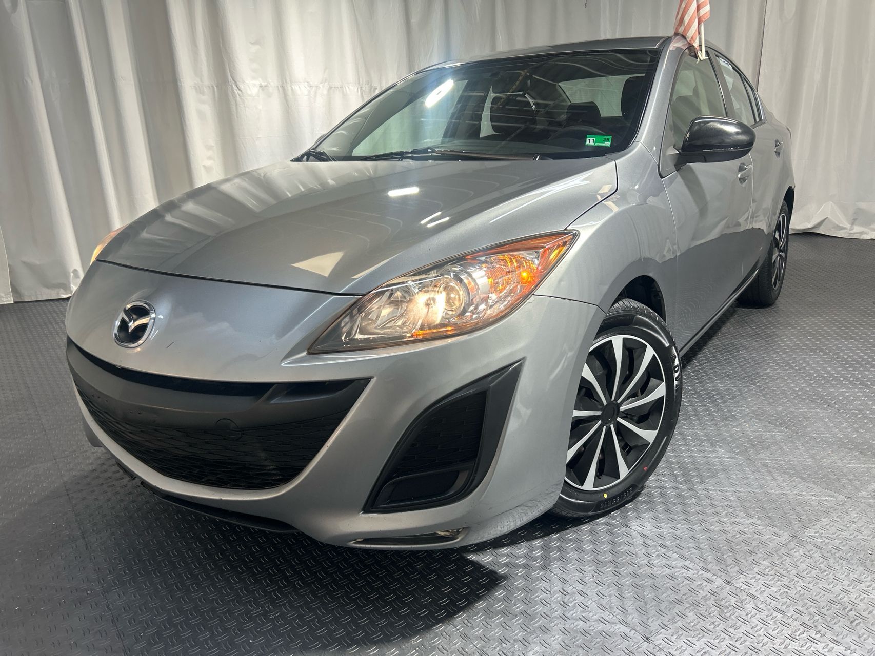 2011 Mazda MAZDA3 i Sport's photo