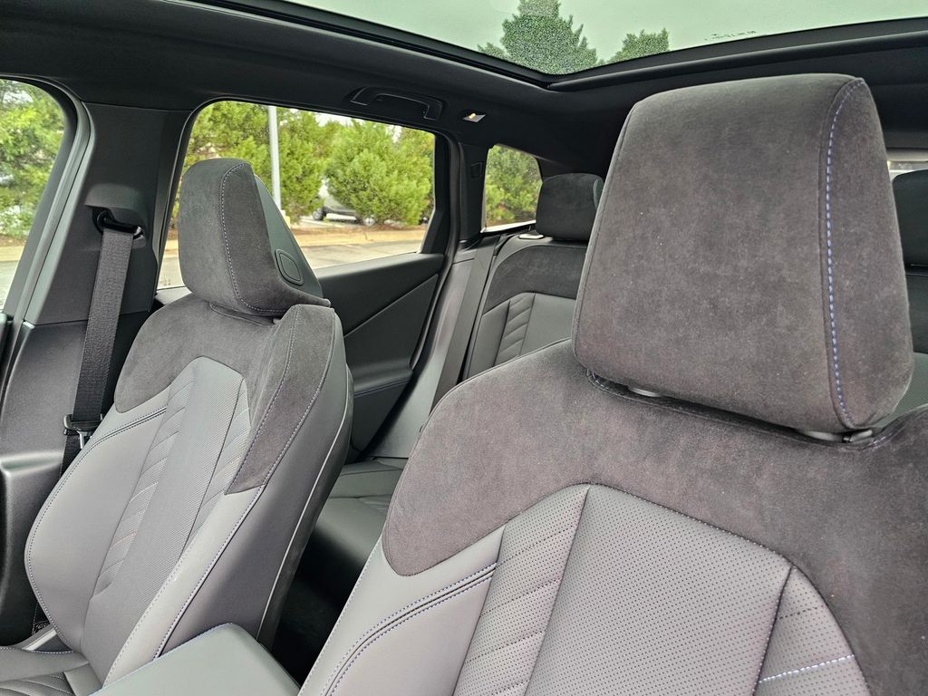2026 BMW X3 30 - Photo 17