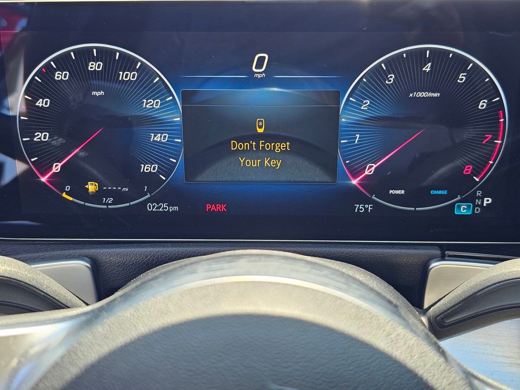 2026 Mercedes-Benz GLB 23