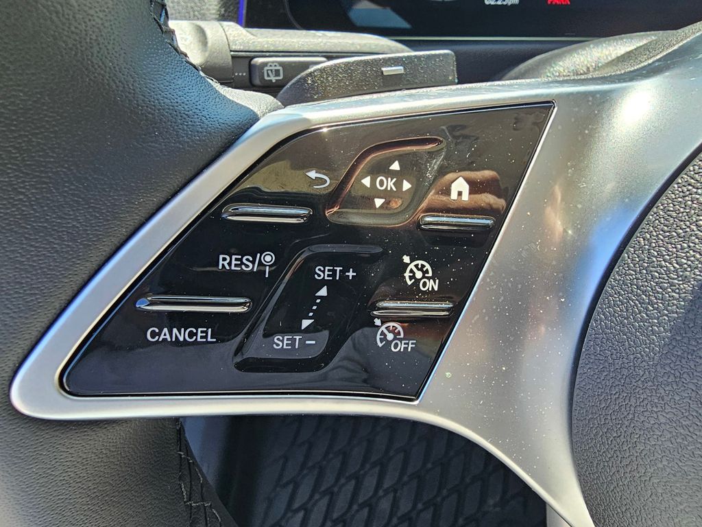 2026 Mercedes-Benz GLB 20
