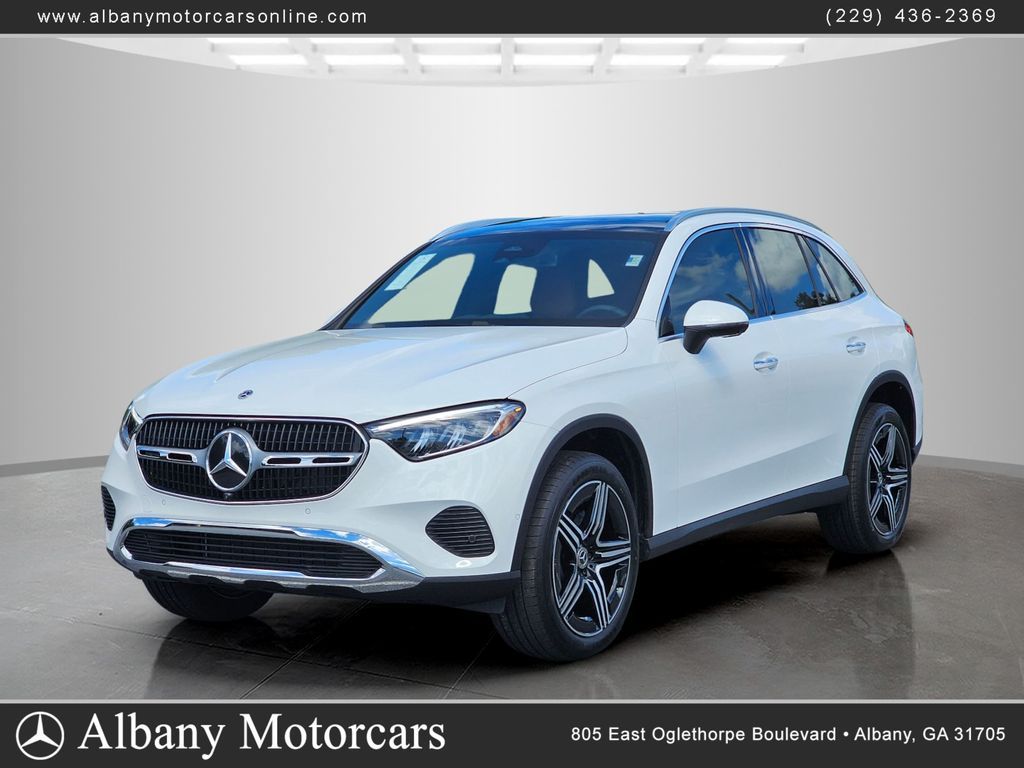 2027 Mercedes-Benz GLC Base