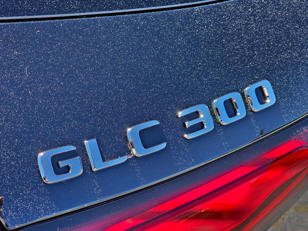 2026 Mercedes-Benz GLC Base - Photo 11