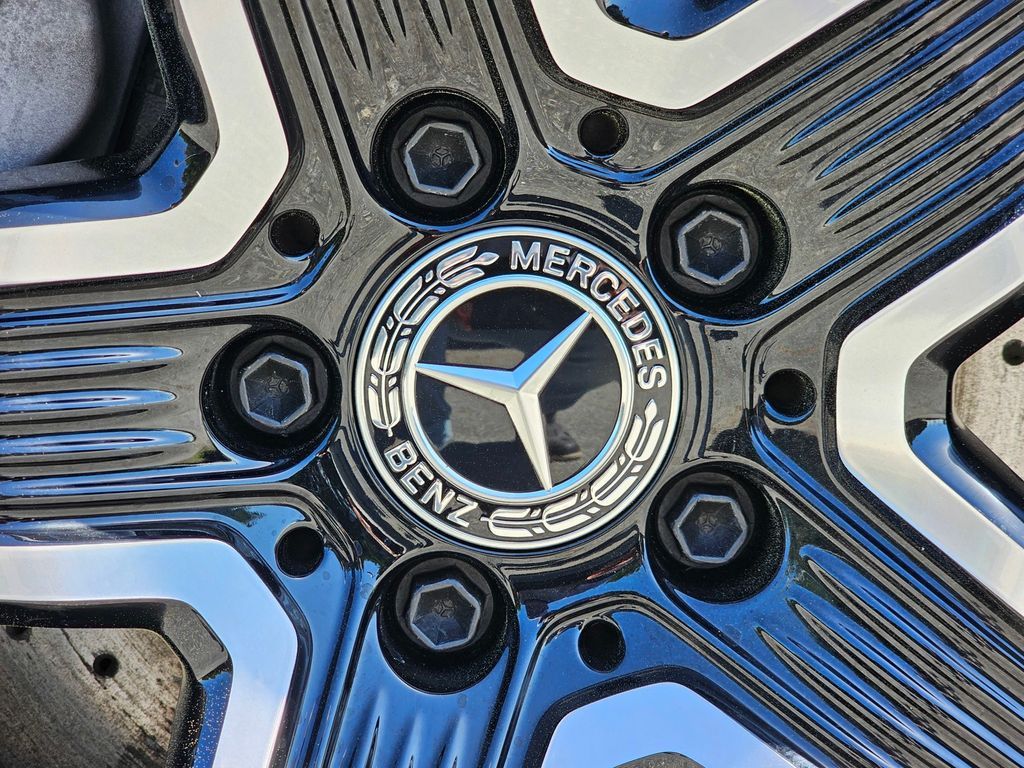 2026 Mercedes-Benz GLC Base - Photo 12