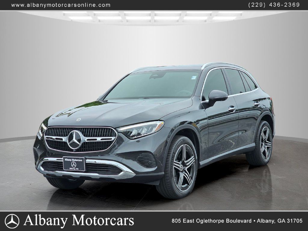 2026 Mercedes-Benz GLC Base