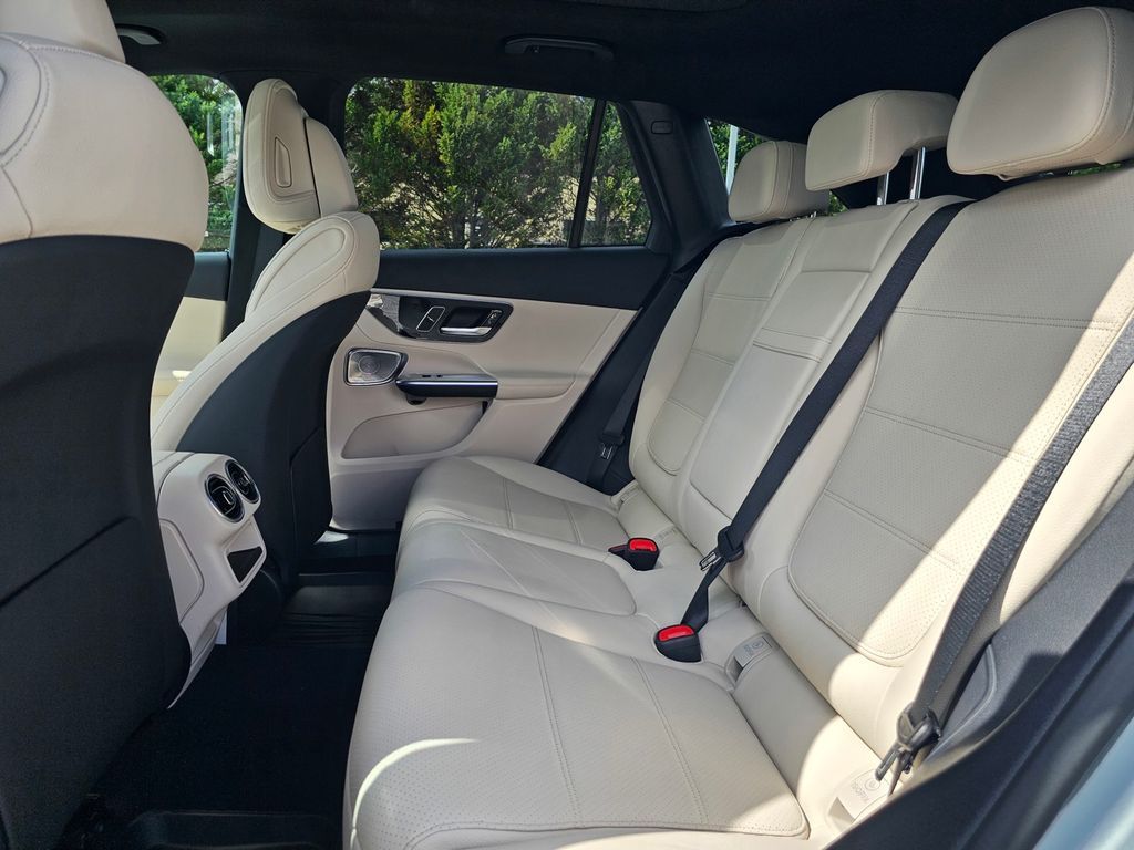 2026 Mercedes-Benz GLC Base - Photo 19