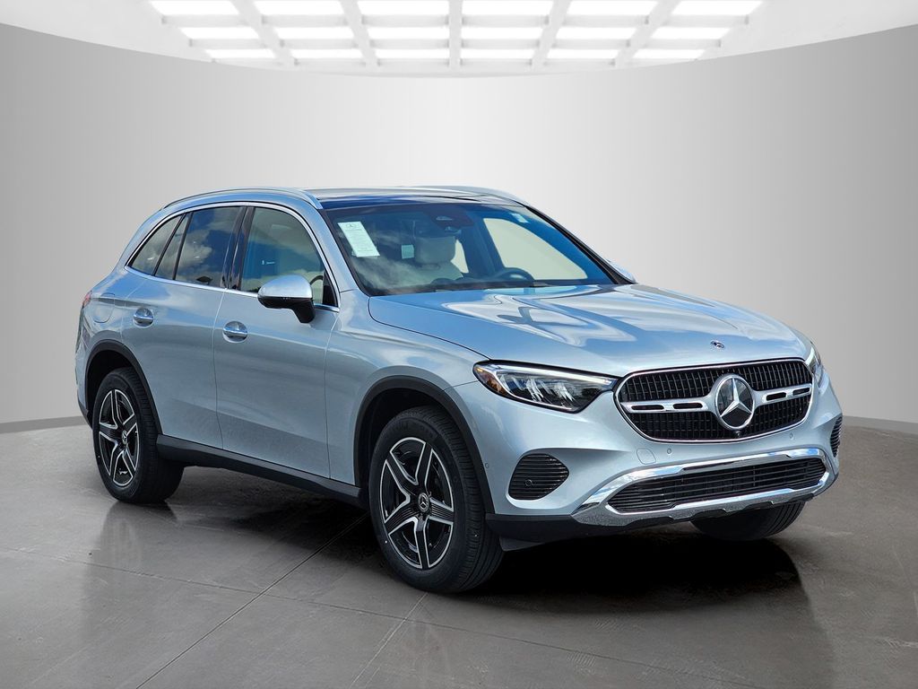 2026 Mercedes-Benz GLC Base - Photo 8