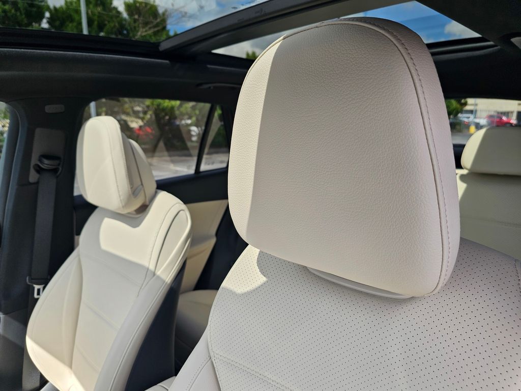 2026 Mercedes-Benz GLC Base - Photo 16