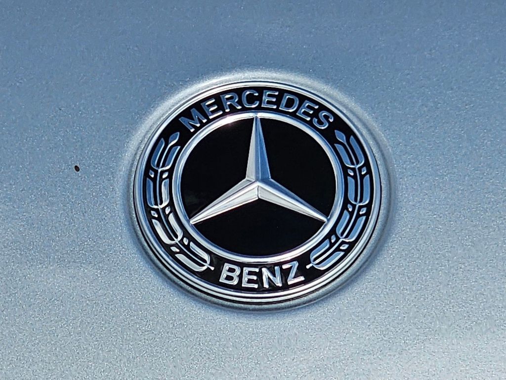 2026 Mercedes-Benz GLC Base - Photo 10