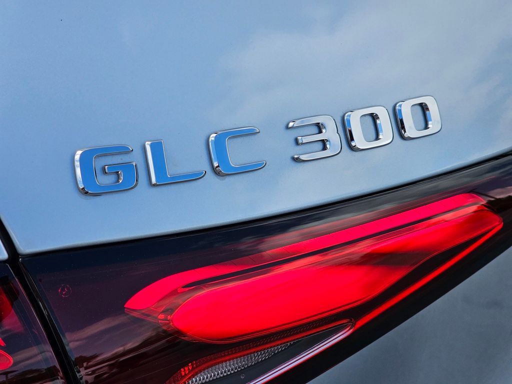 2026 Mercedes-Benz GLC Base - Photo 12