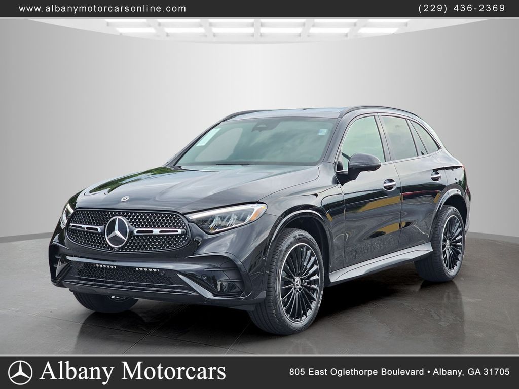 2026 Mercedes-Benz GLC Base