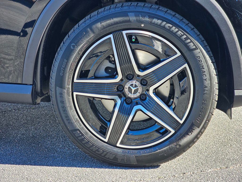 2026 Mercedes-Benz GLC Base - Photo 13
