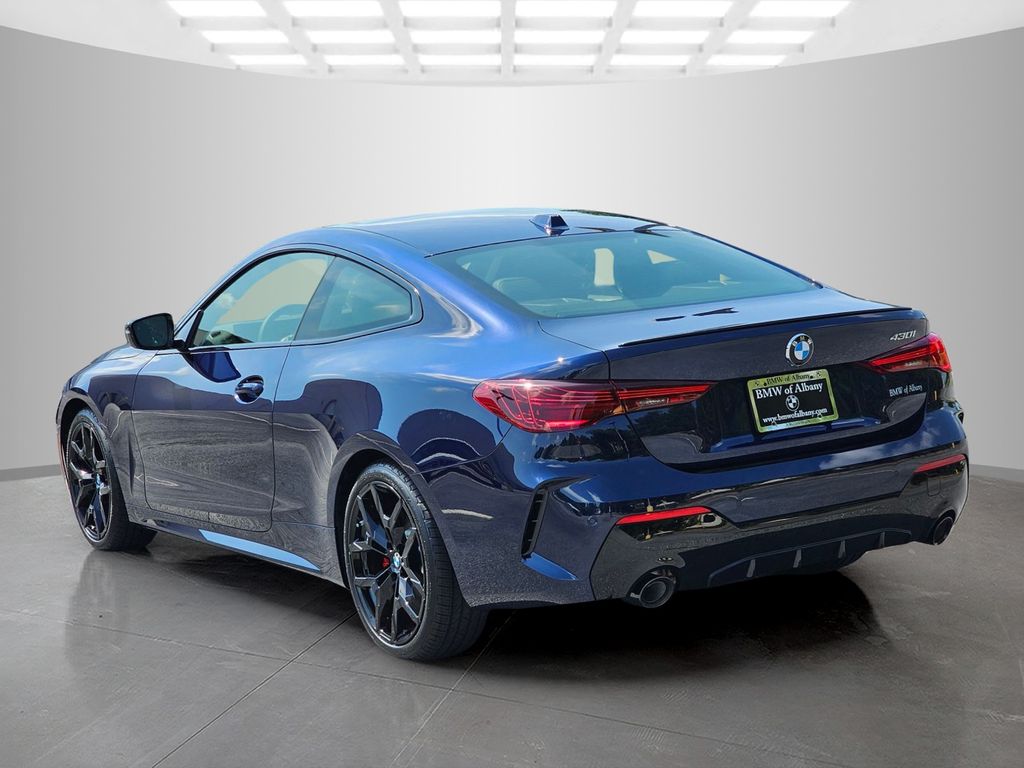 2026 BMW 4 Series 430i - Photo 4
