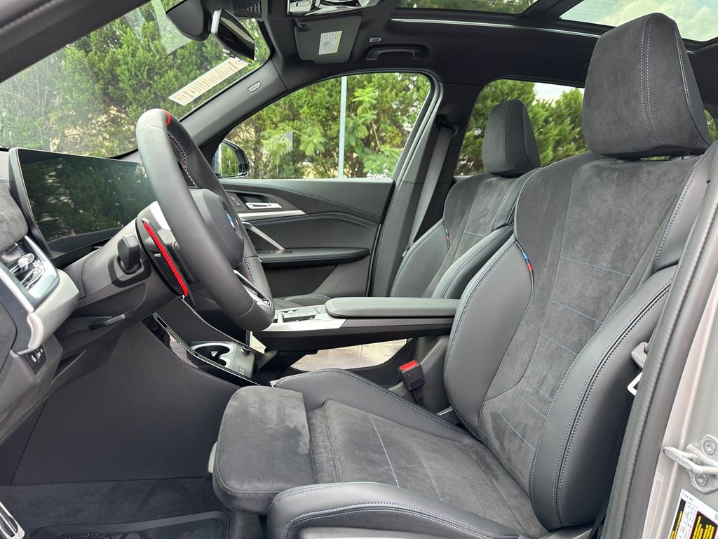 2026 BMW X1 M35i - Photo 14