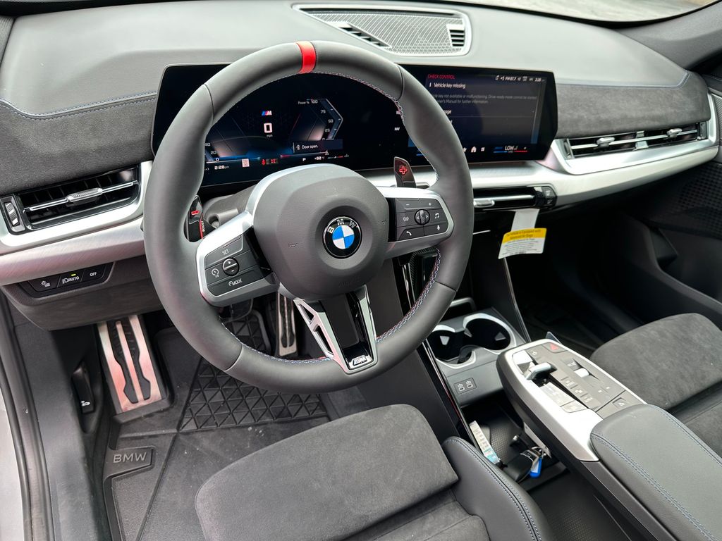 2026 BMW X1 M35i - Photo 15