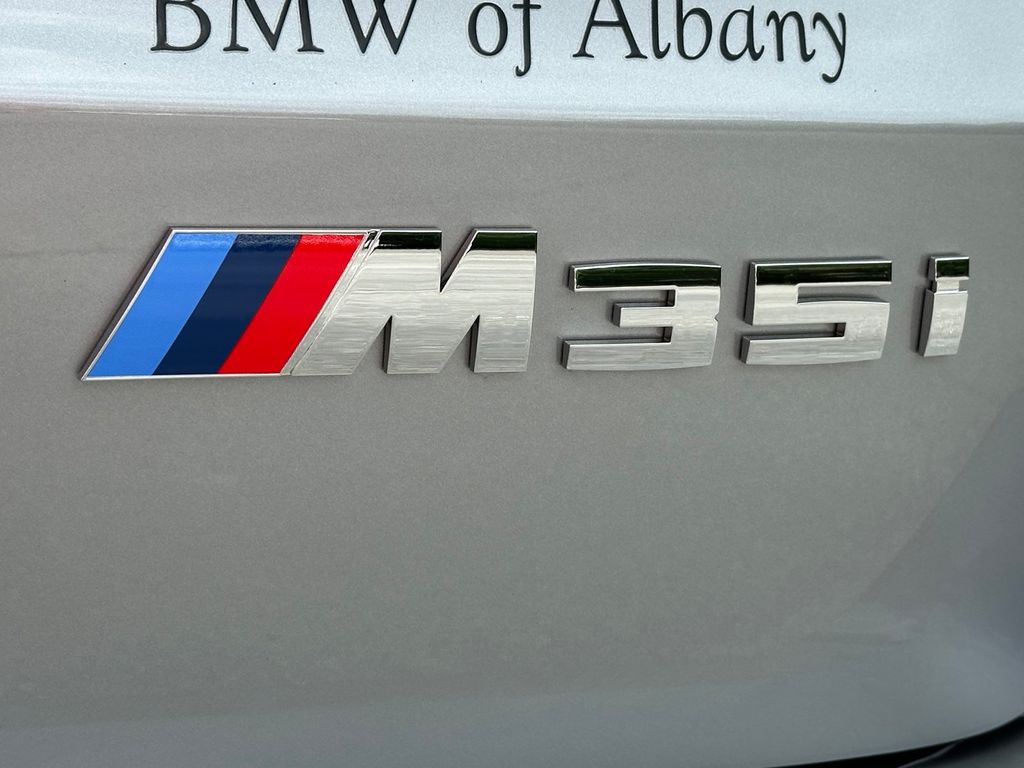 2026 BMW X1 M35i - Photo 12
