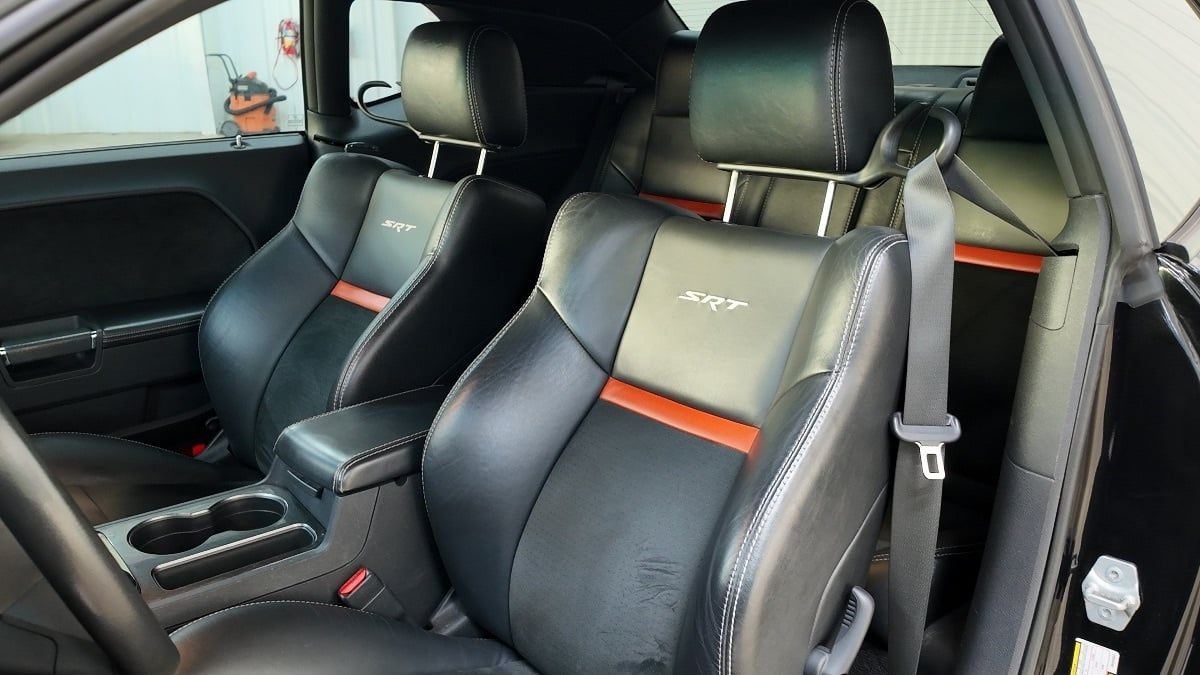 2008 Dodge Challenger thumbnail 13