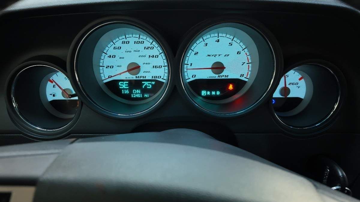 2008 Dodge Challenger thumbnail 18