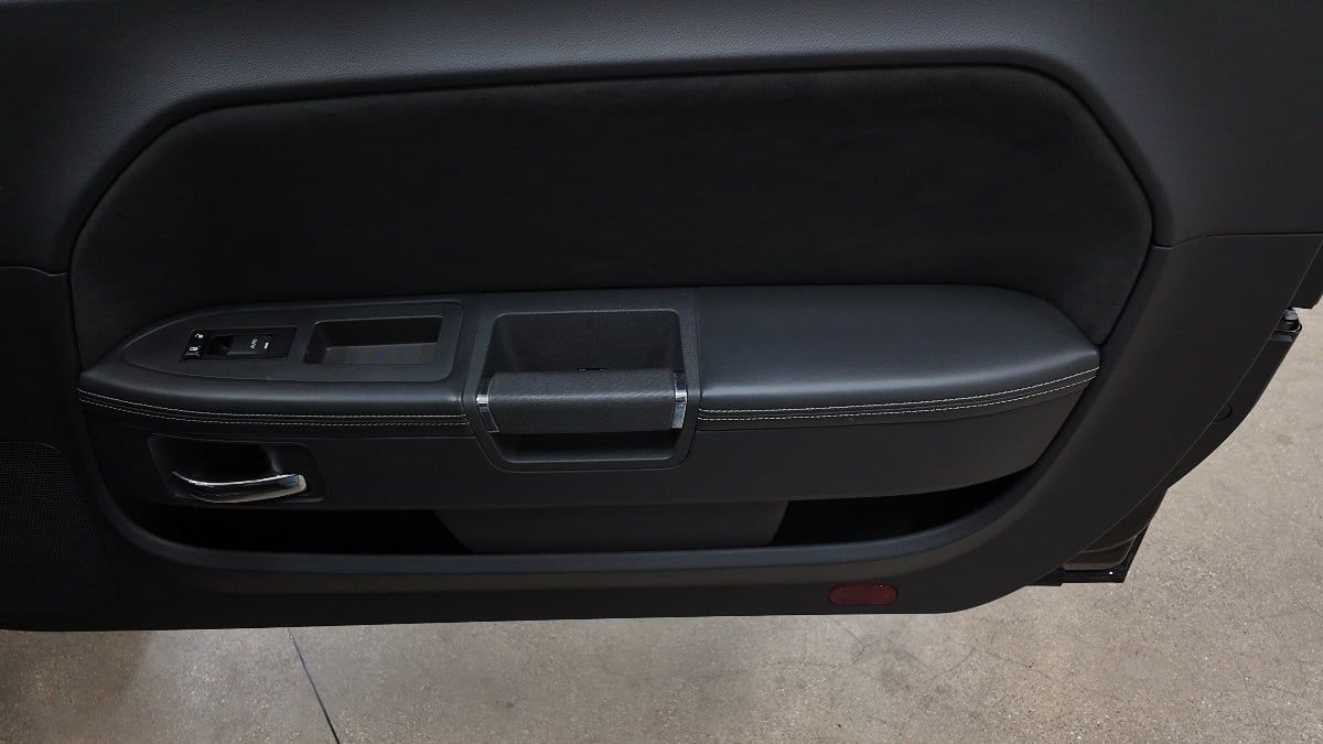 2008 Dodge Challenger thumbnail 25