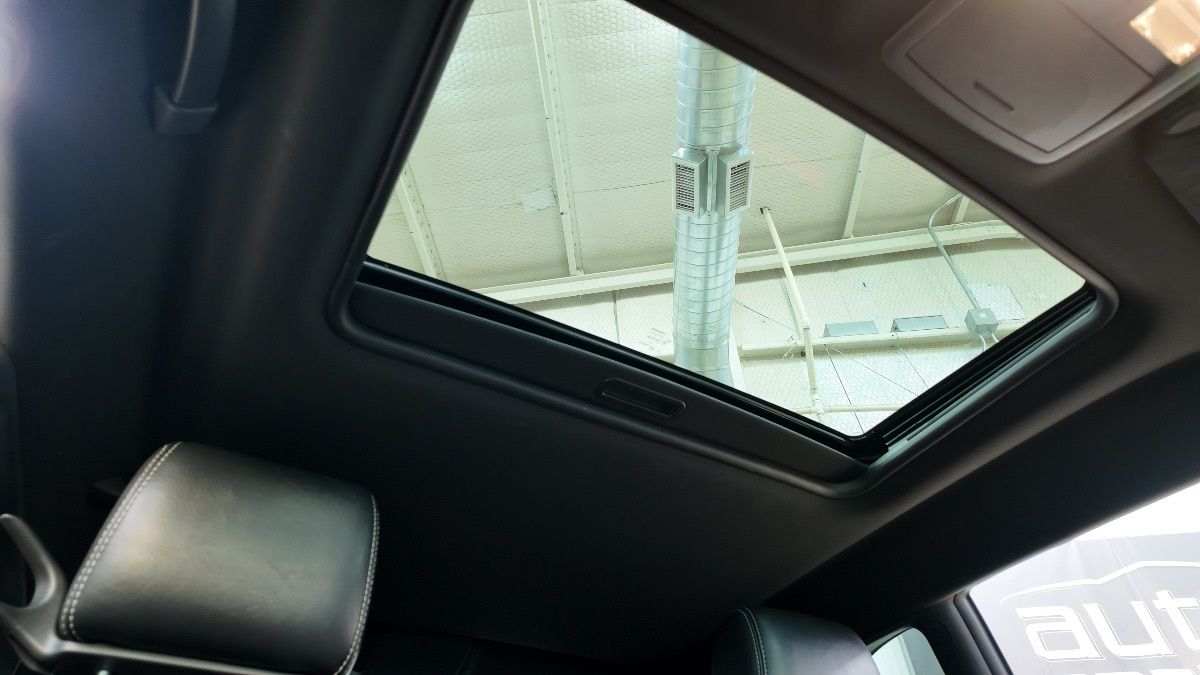 2008 Dodge Challenger thumbnail 30