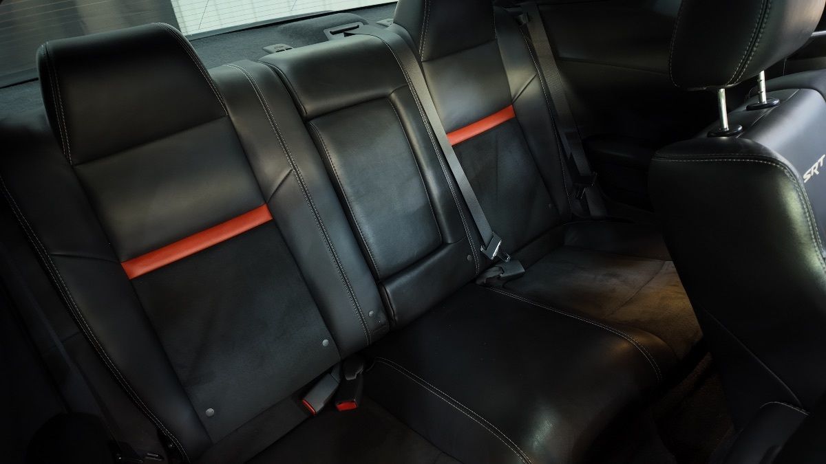 2008 Dodge Challenger thumbnail 32