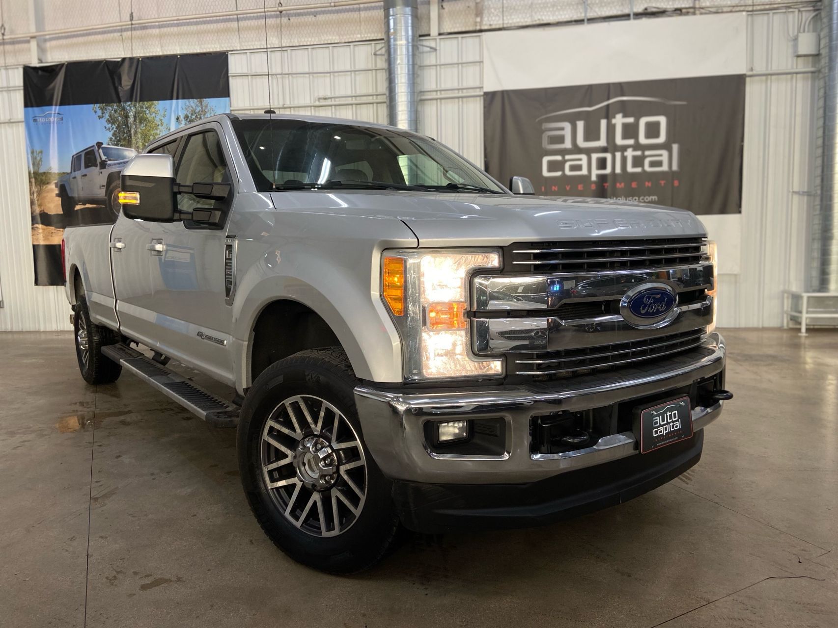 2017 Ford F-350 Super Duty Lariat