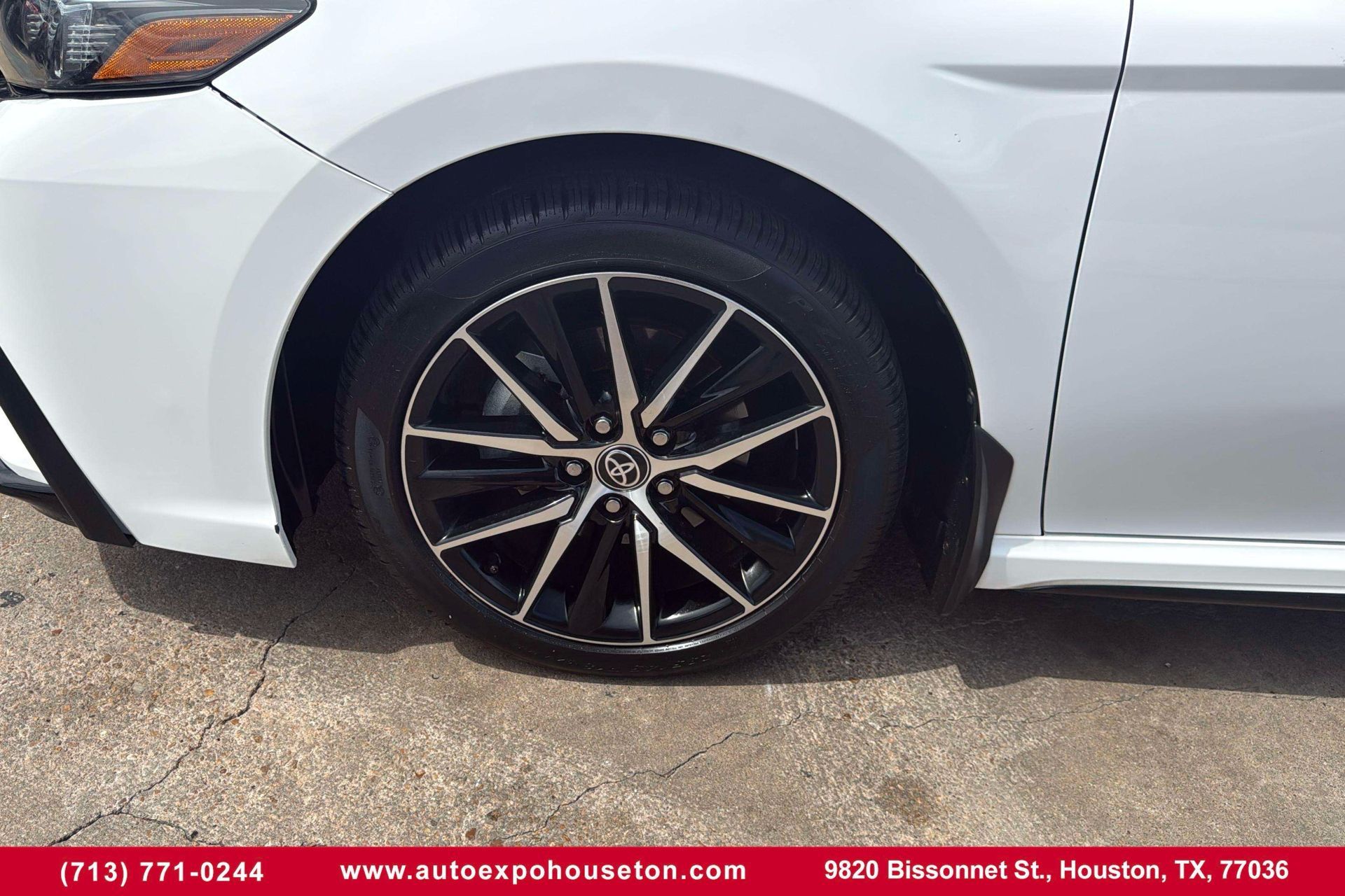 2021 Toyota Camry SE Nightshade Edition photo 16