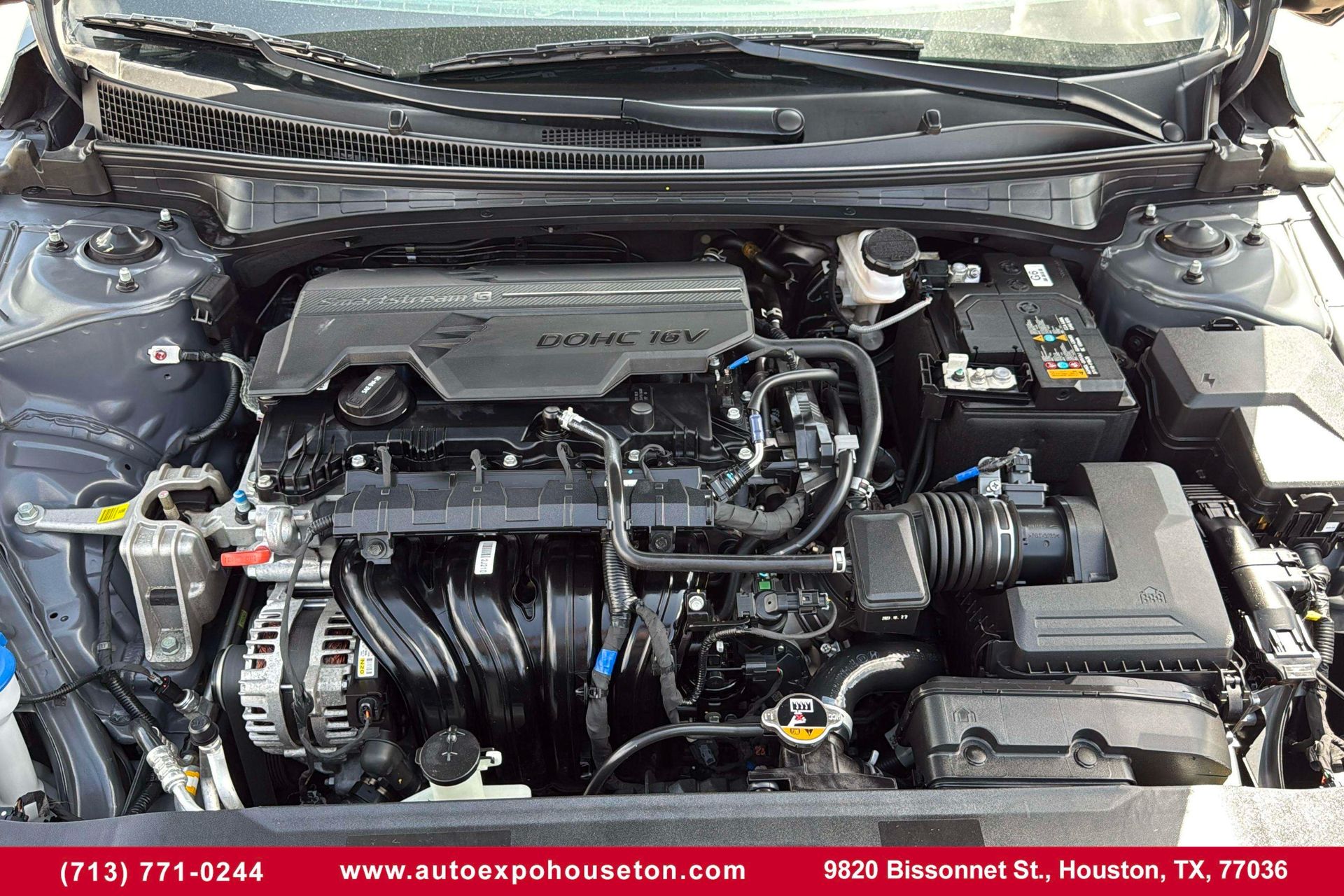2024 Hyundai Elantra SEL photo 19