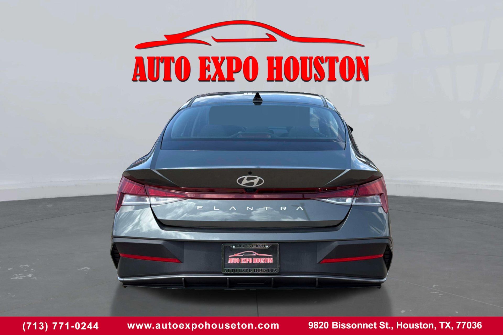 2024 Hyundai Elantra SEL photo 5