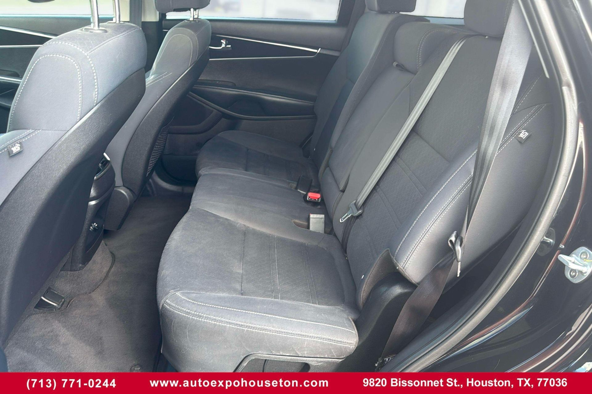 2017 Kia Sorento L photo 12
