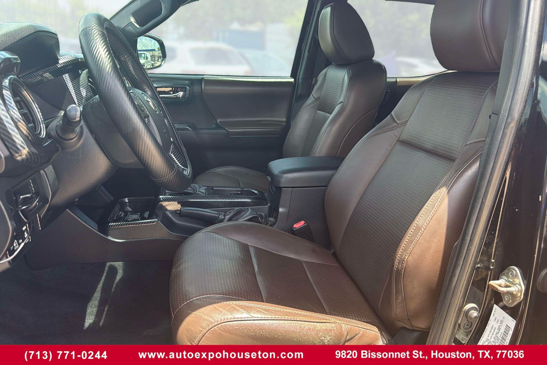 2016 Toyota Tacoma Limited photo 15