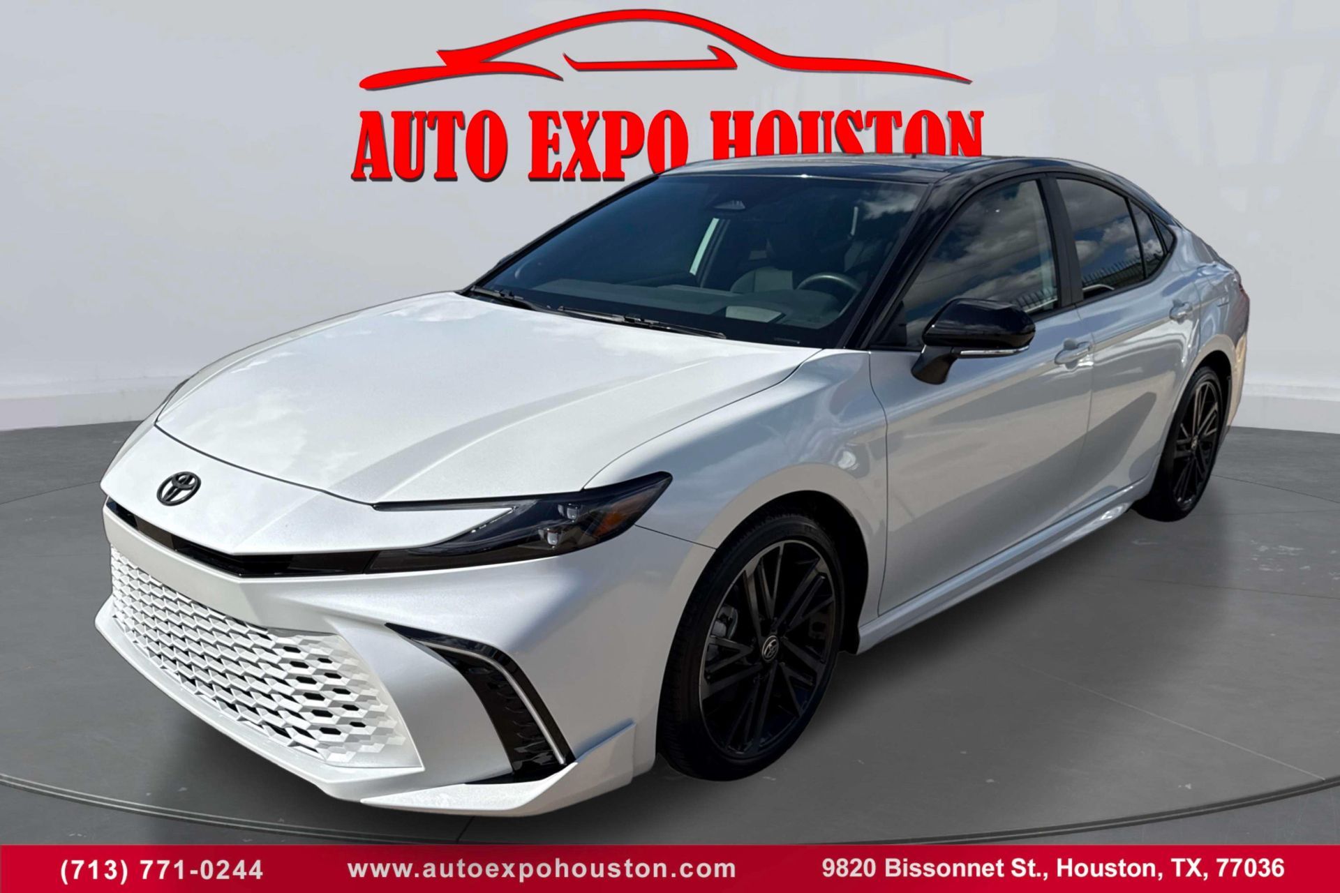 2025 Toyota Camry XSE's photo