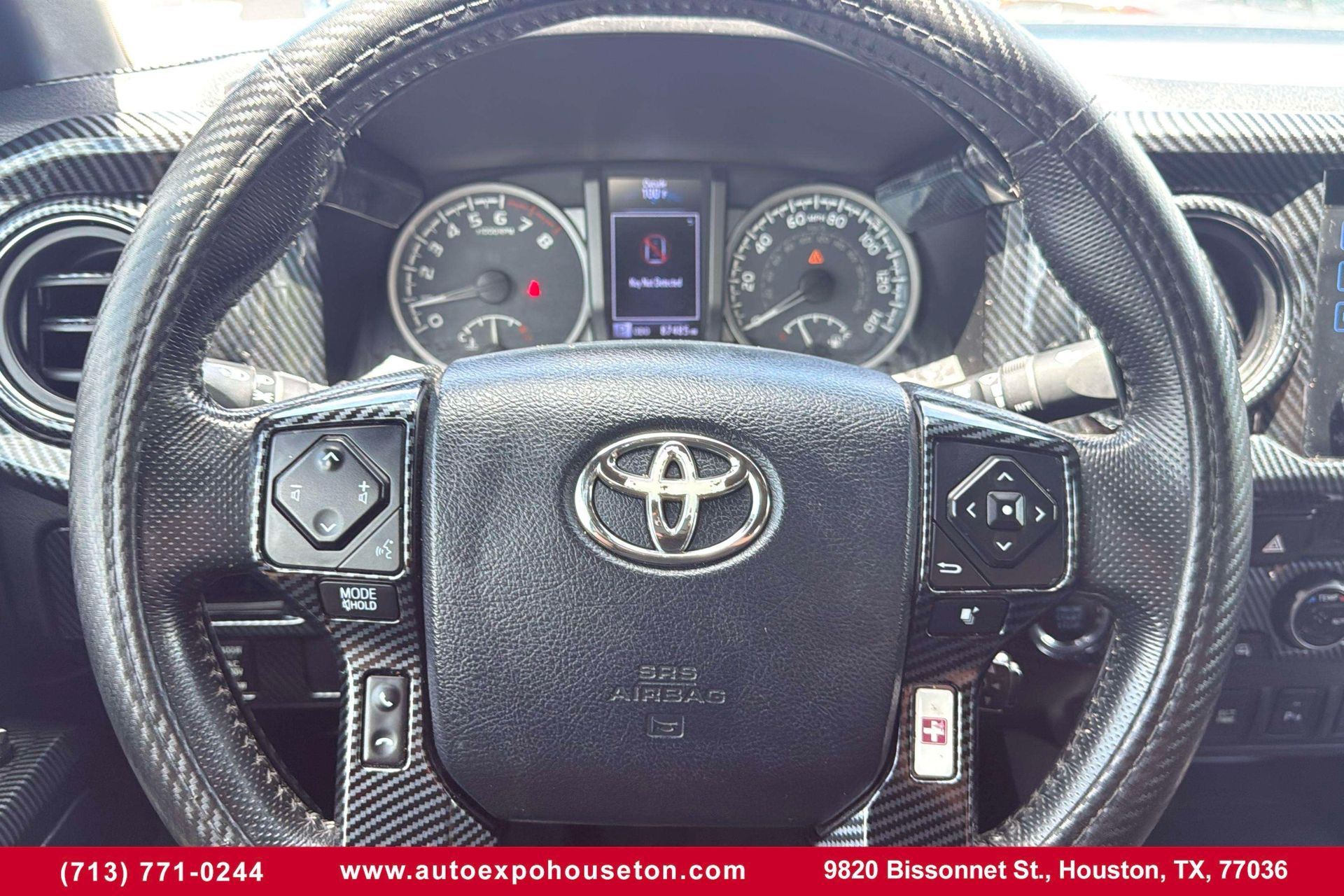 2016 Toyota Tacoma Limited photo 7