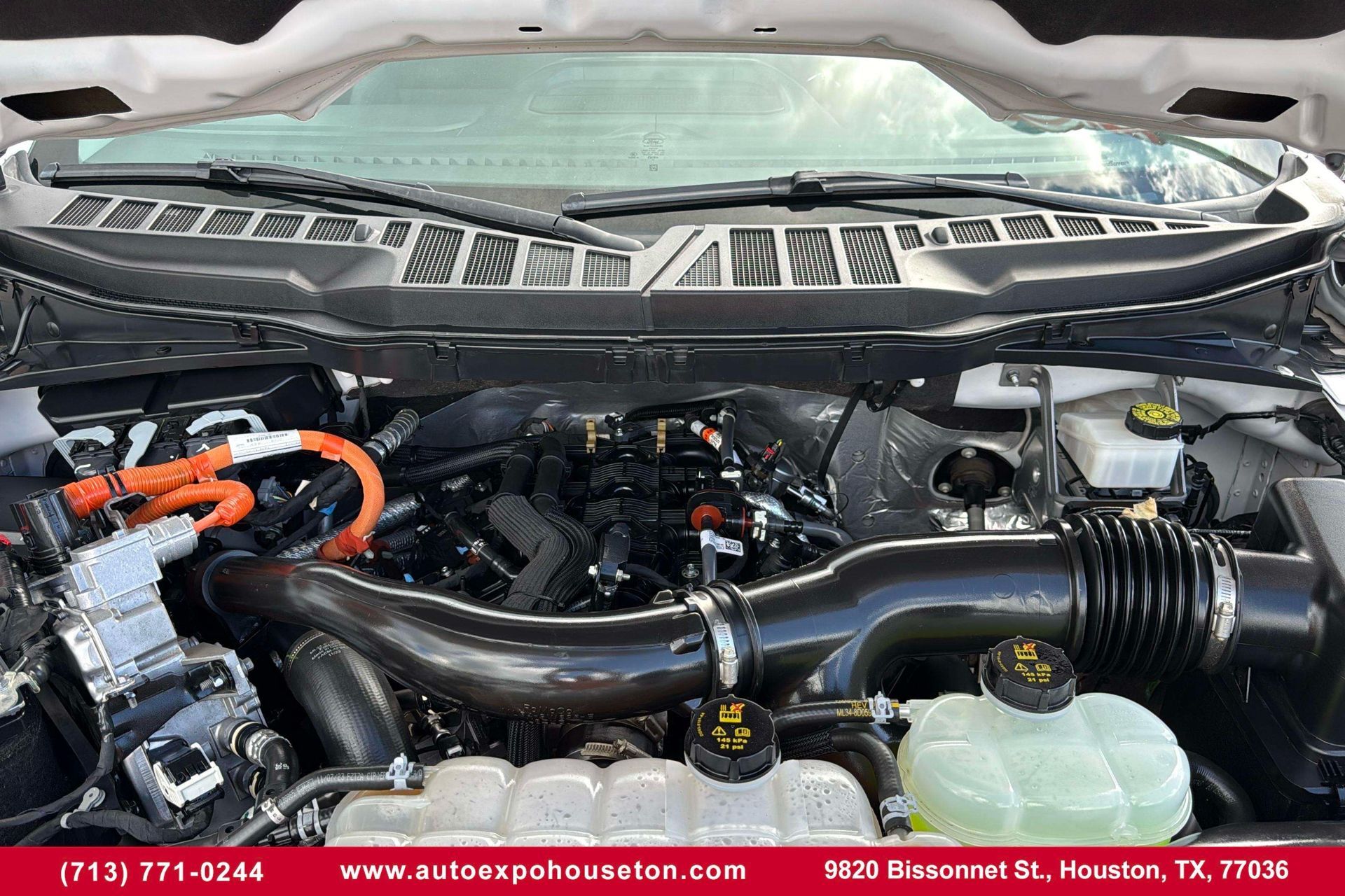 2024 Ford F-150 XLT photo 16