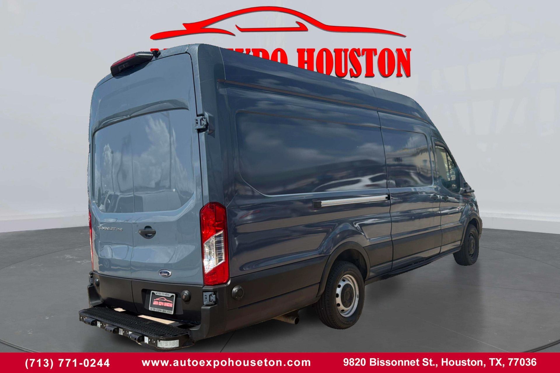 2021 Ford Transit photo 4