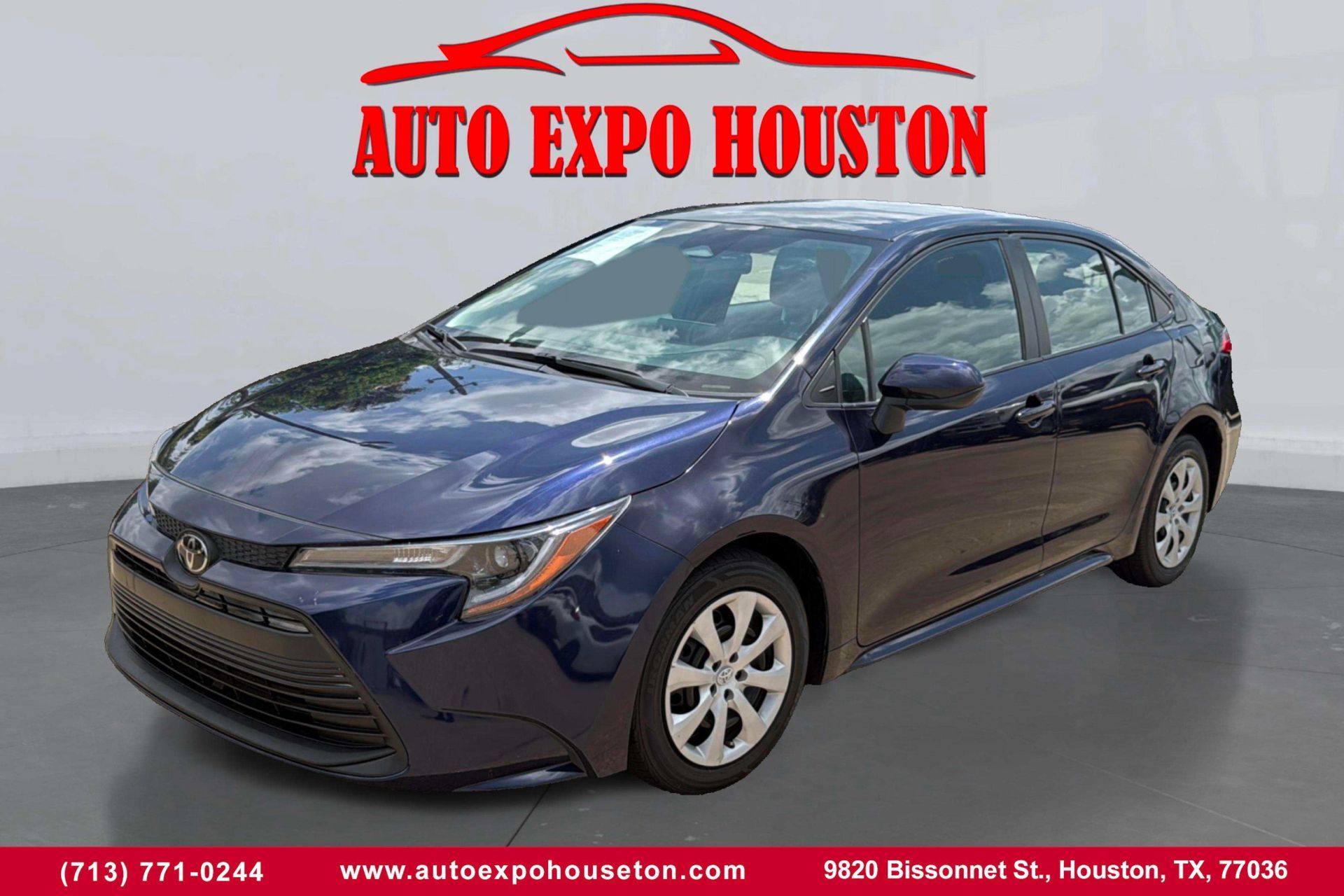 2023 Toyota Corolla LE's photo