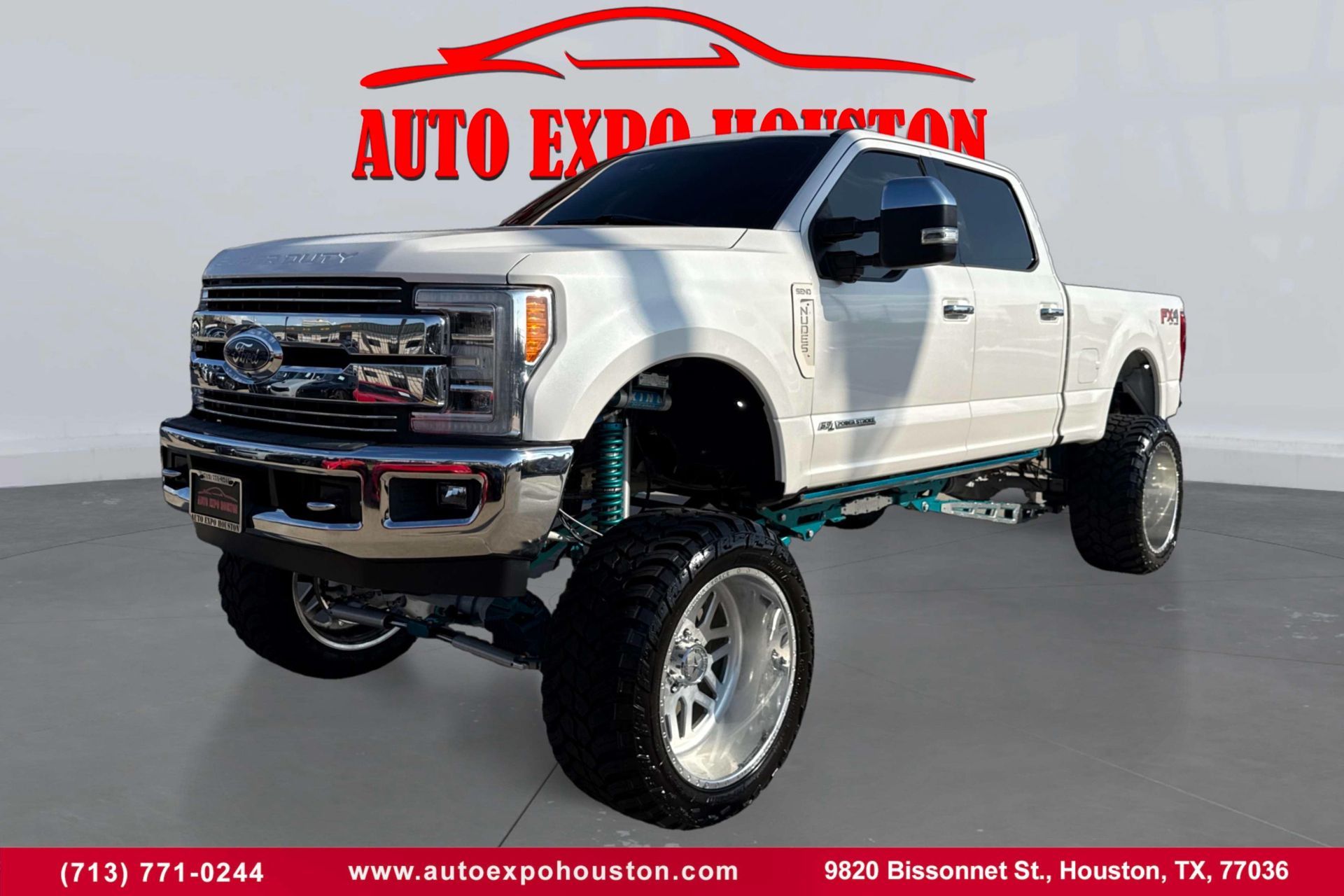 2019 Ford F-250 Super Duty Lariat's photo