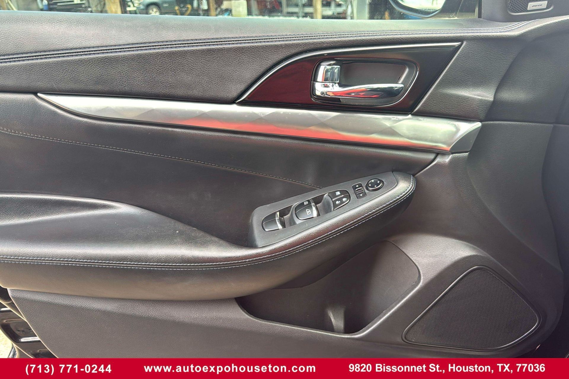 2012 Nissan Murano S photo 30