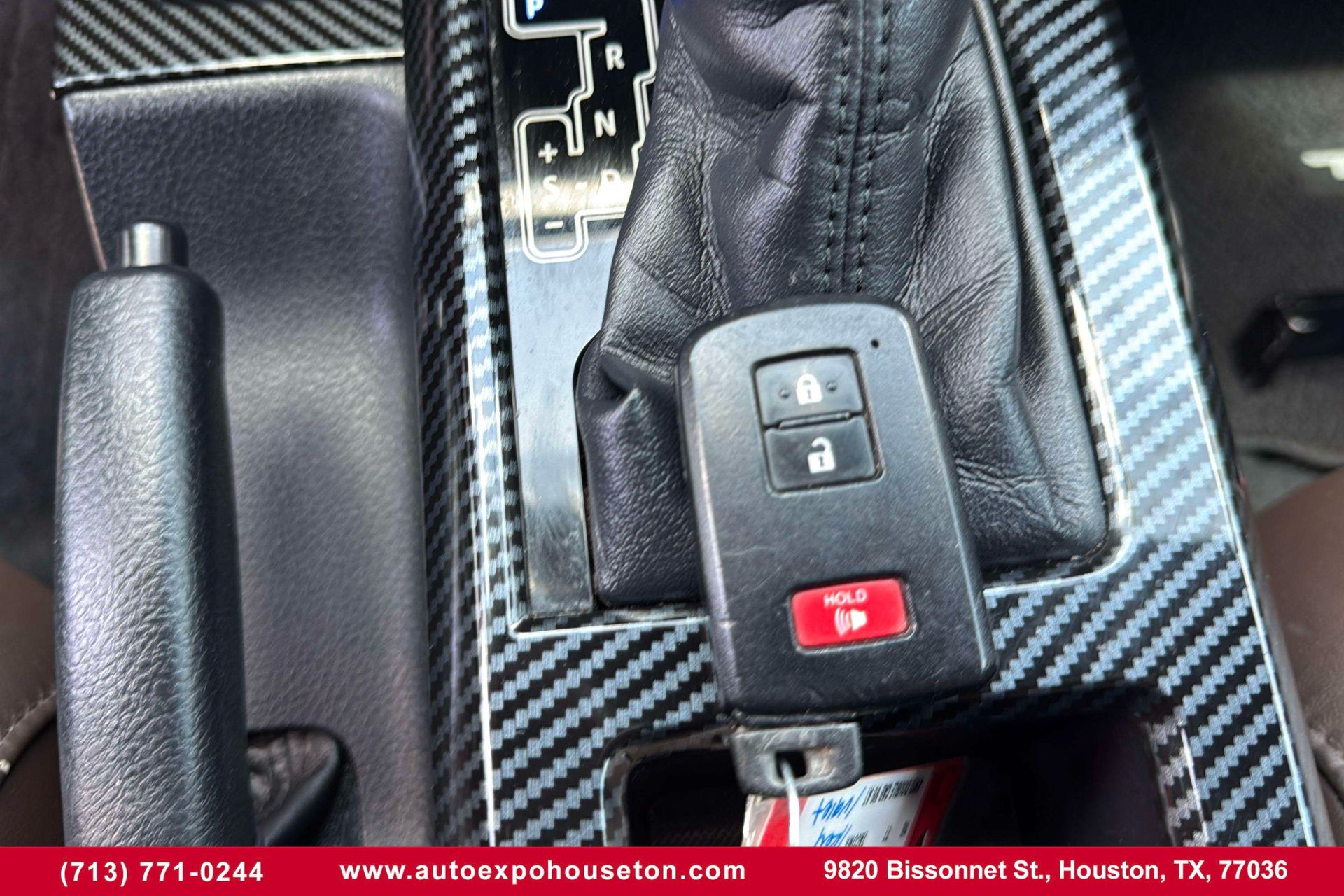 2016 Toyota Tacoma Limited photo 12