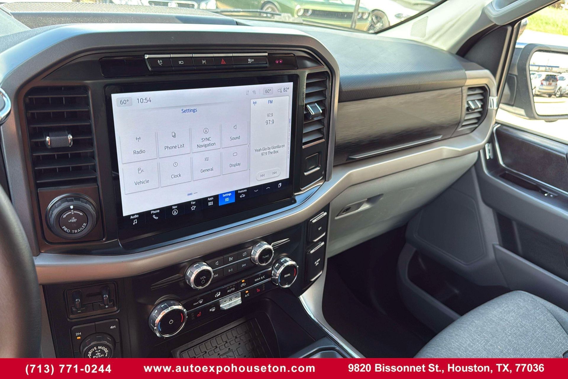 2024 Ford F-150 XLT photo 7
