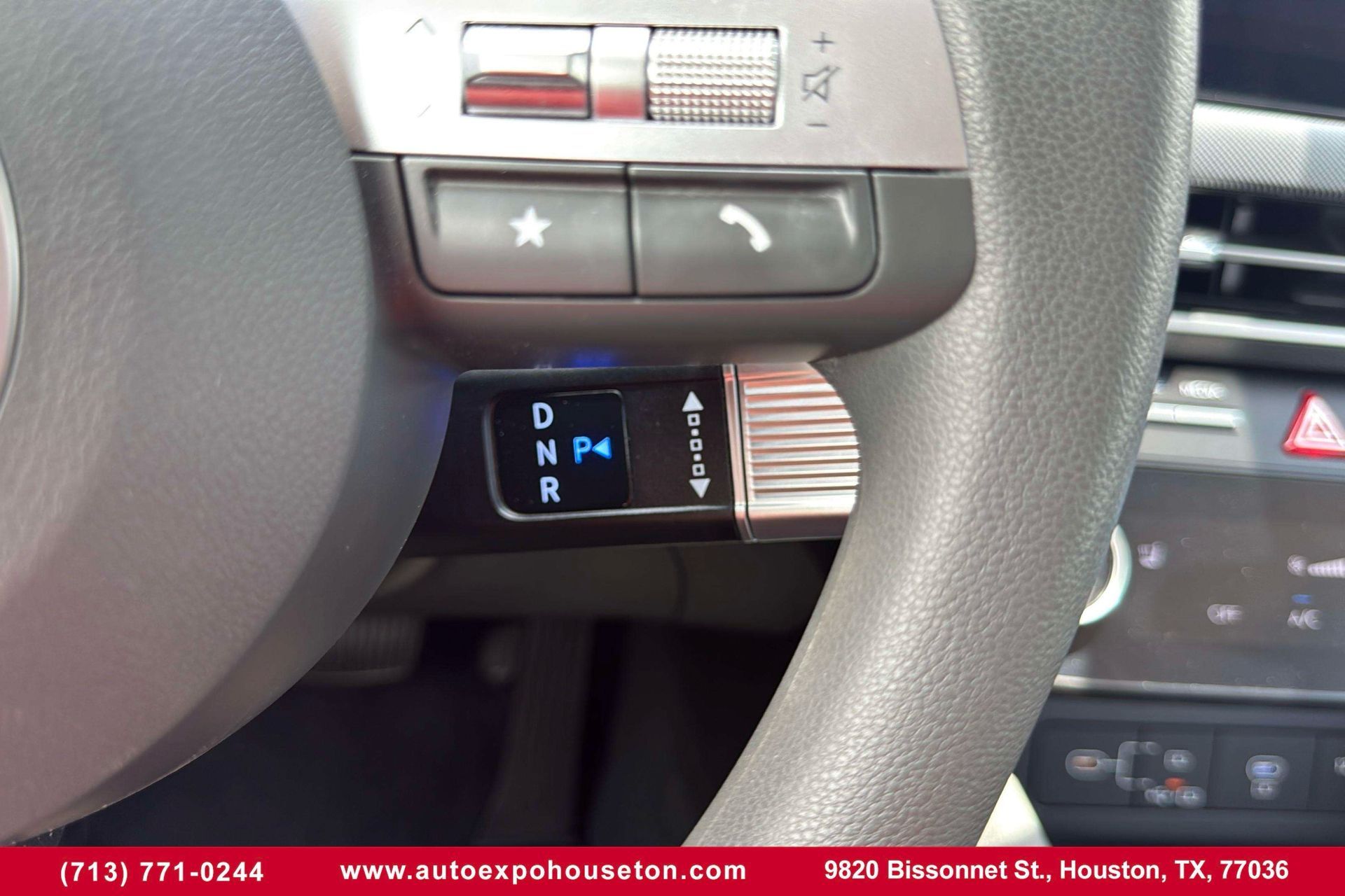 2024 Hyundai Elantra SEL photo 31