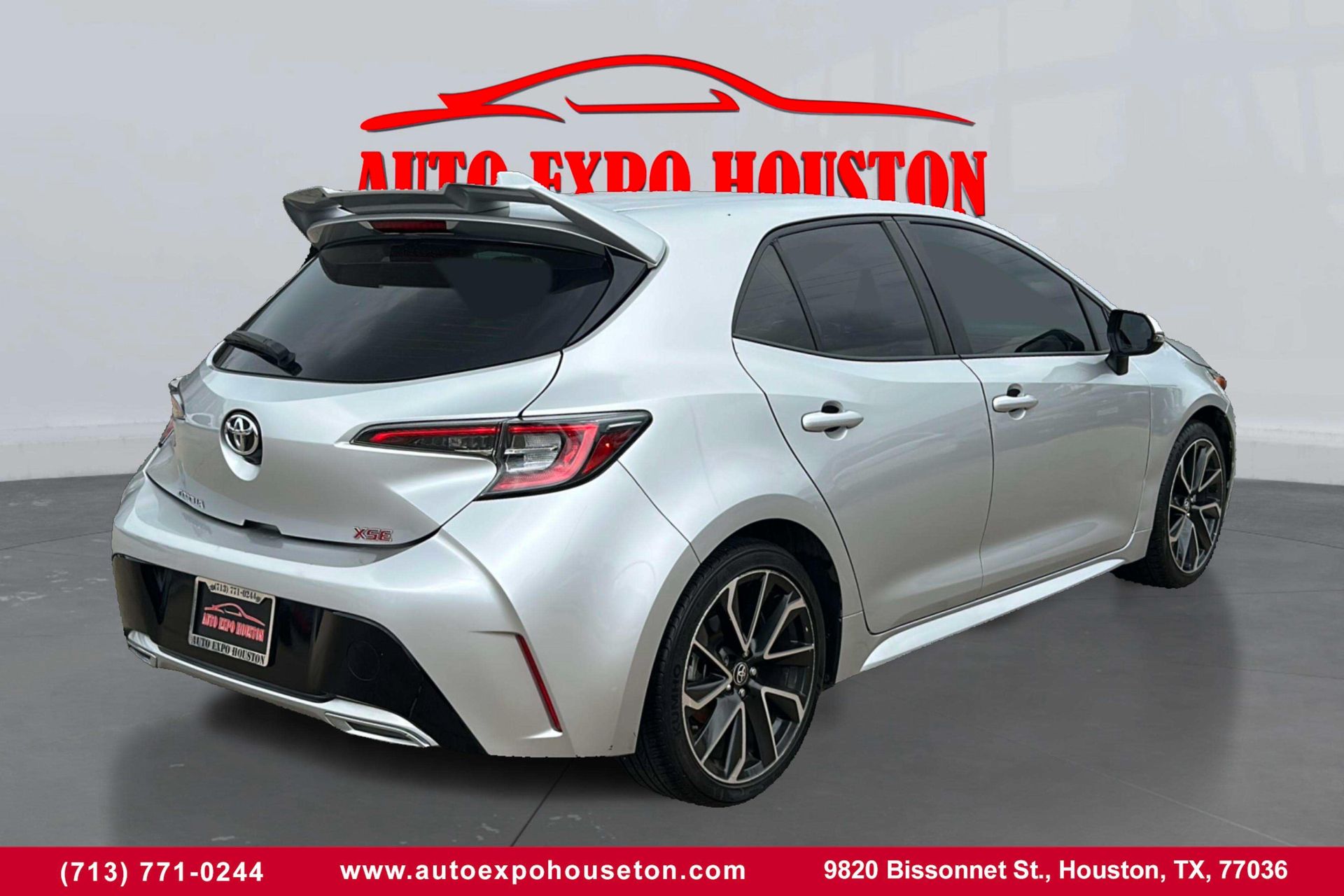 2022 Toyota Corolla XSE photo 2