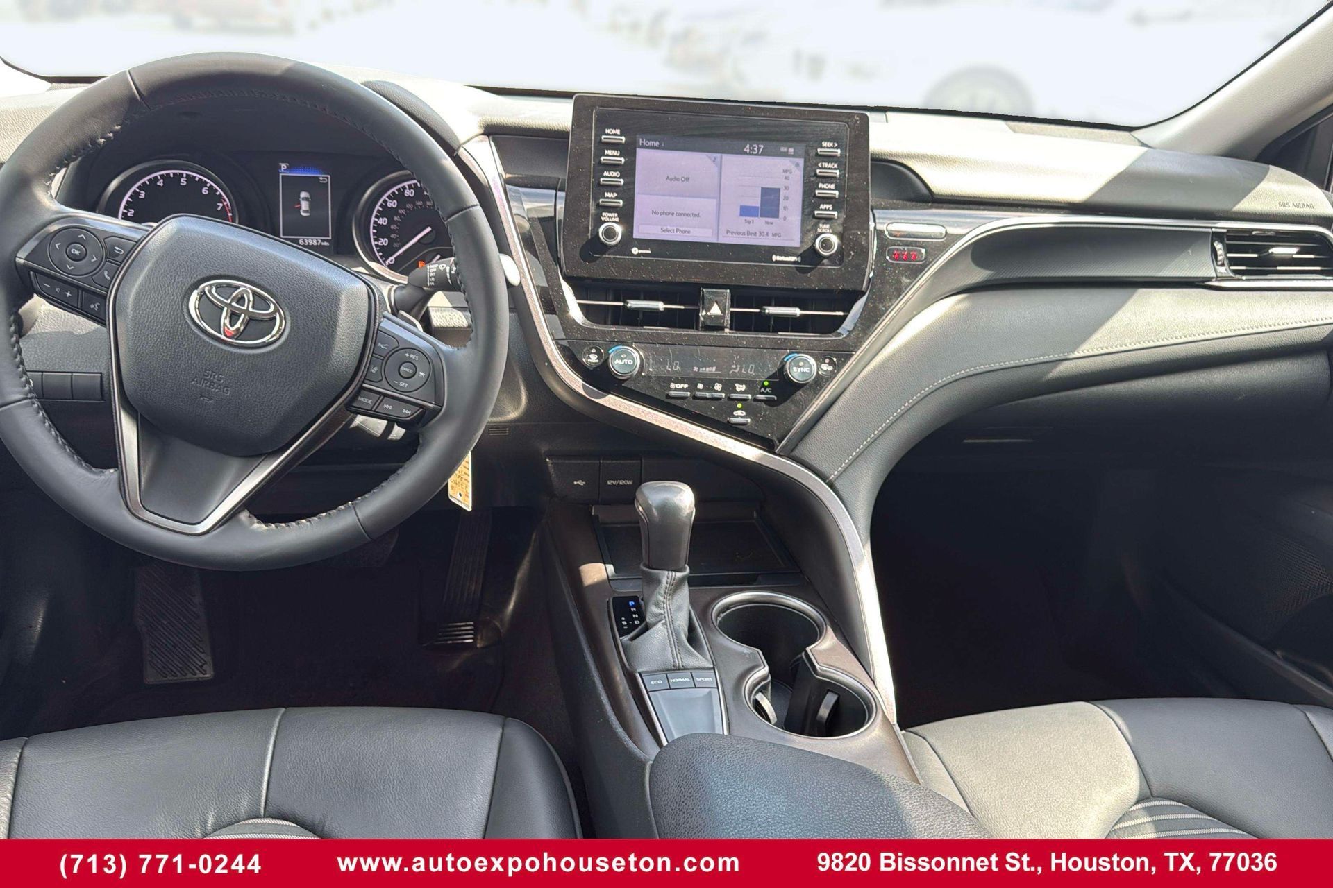 2021 Toyota Camry SE Nightshade Edition photo 11