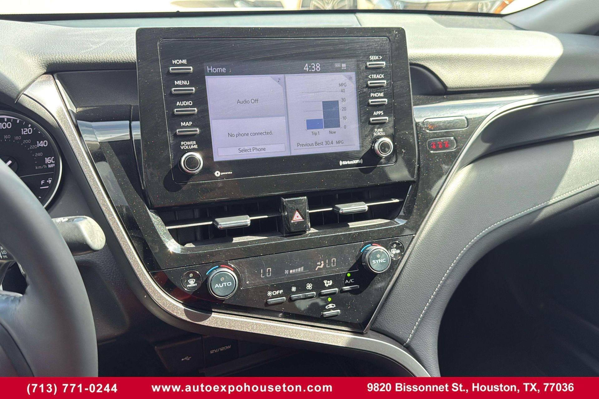 2021 Toyota Camry SE Nightshade Edition photo 10