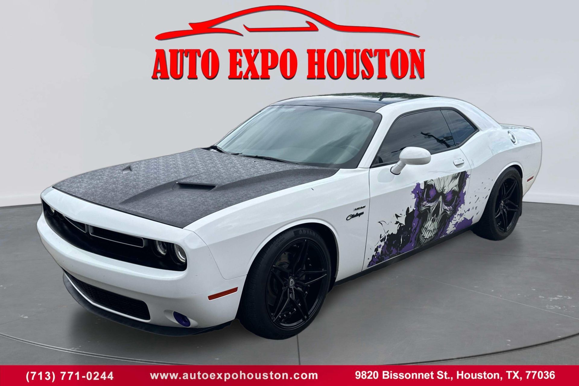 2016 Dodge Challenger R/T's photo
