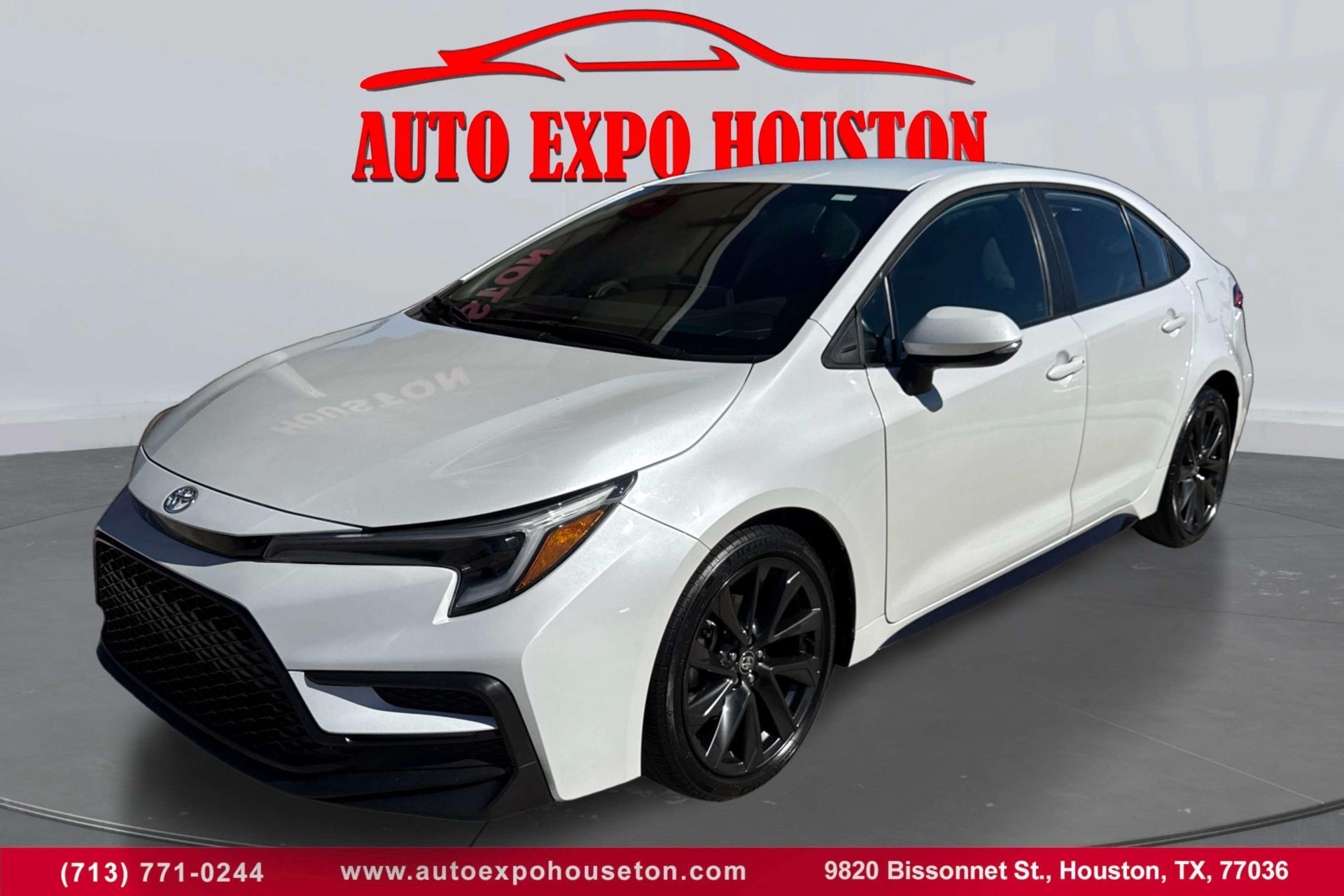 2023 Toyota Corolla SE's photo