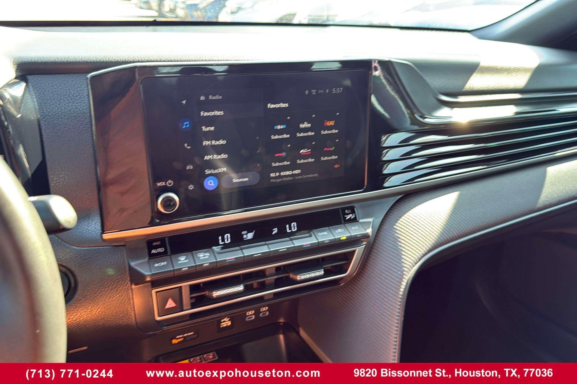 2021 Toyota Camry SE Nightshade Edition photo 33